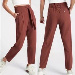 Athleta Skyline Pant II Rust/Burgundy size 4